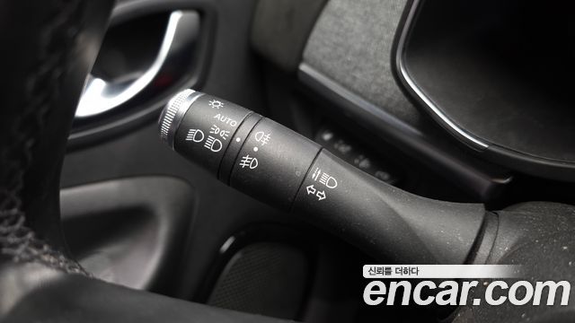 Renault Korea Zoe 2021 — photo 32