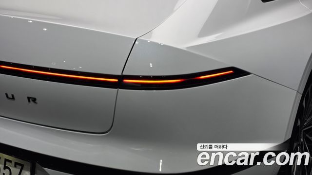Hyundai Grandeur 2025 — photo 9