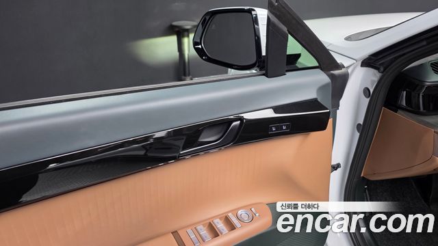 Hyundai Grandeur 2025 — photo 37