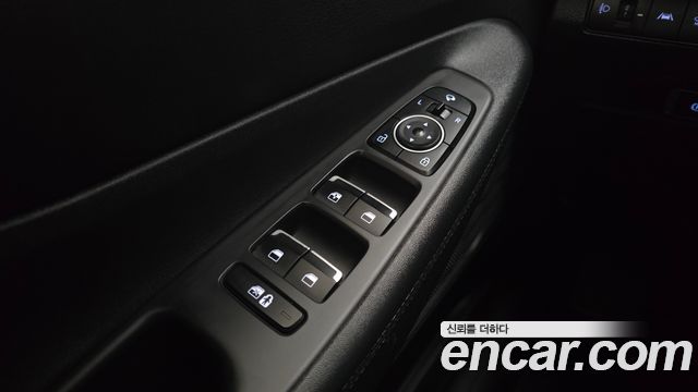 Hyundai Santafe 2022 — photo 23