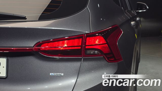 Hyundai Santafe 2022 — photo 9