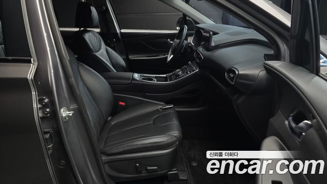 Hyundai Santafe 2022 — photo 16