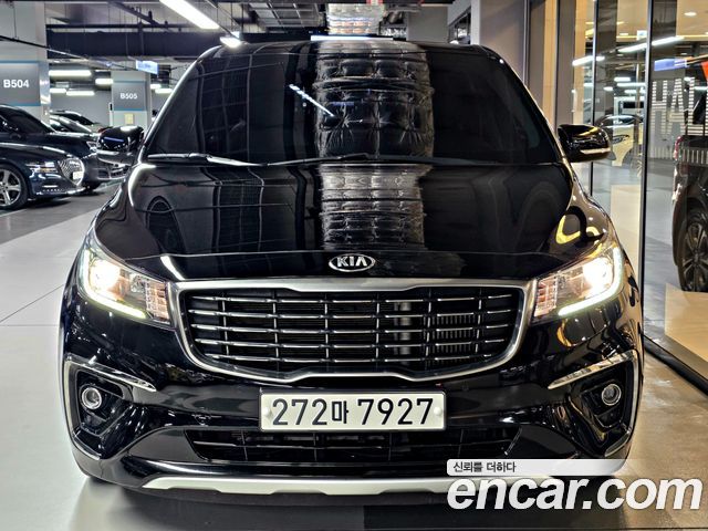 Kia Canival 2020 — photo 2