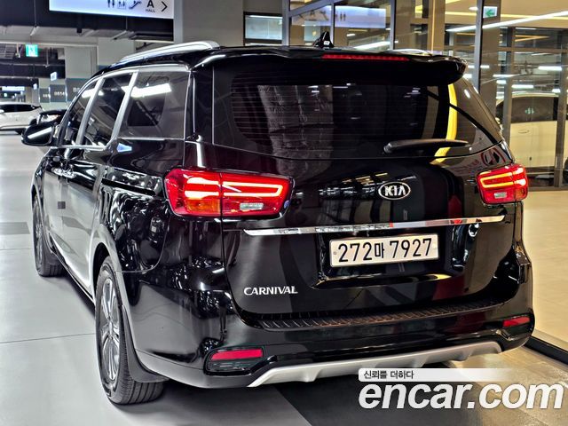 Kia Canival 2020 — photo 5