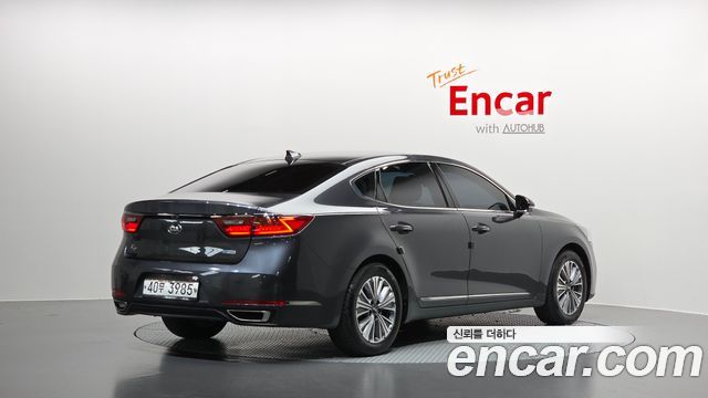 Kia K7 2019 — photo 2