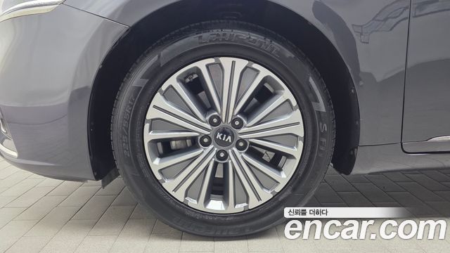 Kia K7 2019 — photo 5