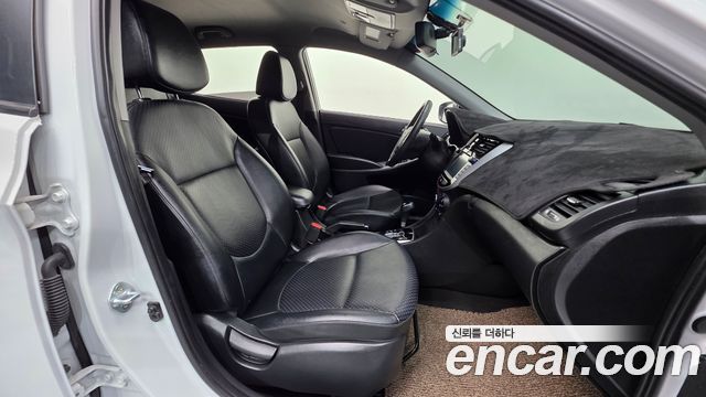 Hyundai Accent 2019 — photo 13