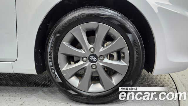 Hyundai Accent 2019 — photo 7