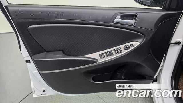 Hyundai Accent 2019 — photo 14