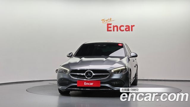 Mercedes-Benz C-Class 2024 — photo 3