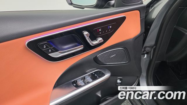 Mercedes-Benz C-Class 2024 — photo 27