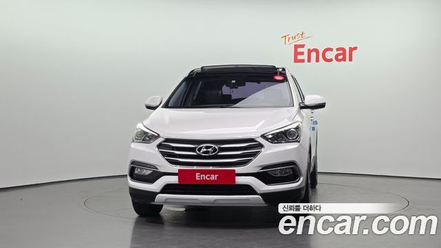 Hyundai Santafe 2016 — photo 3