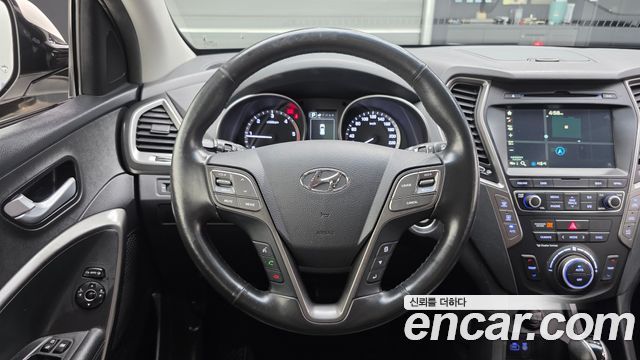 Hyundai Santafe 2016 — photo 18