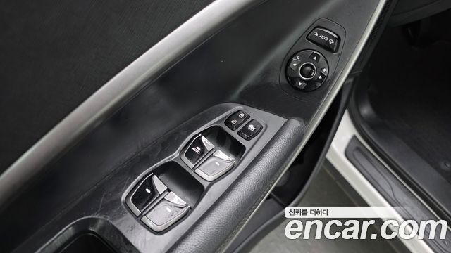 Hyundai Santafe 2016 — photo 19