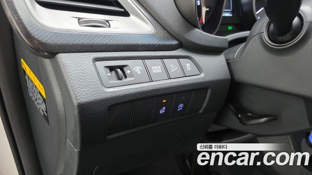 Hyundai Santafe 2016 — photo 20