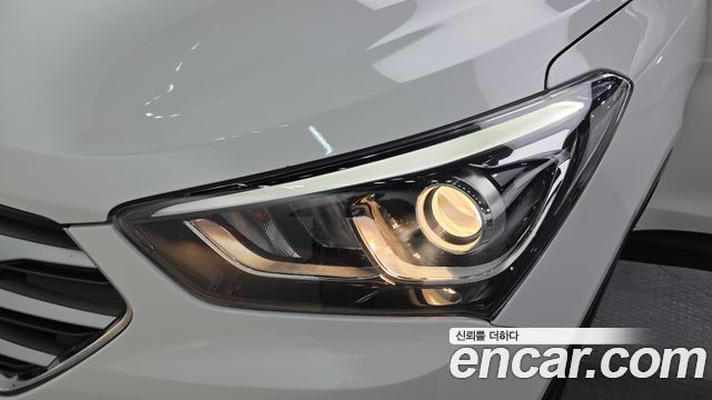 Hyundai Santafe 2016 — photo 8