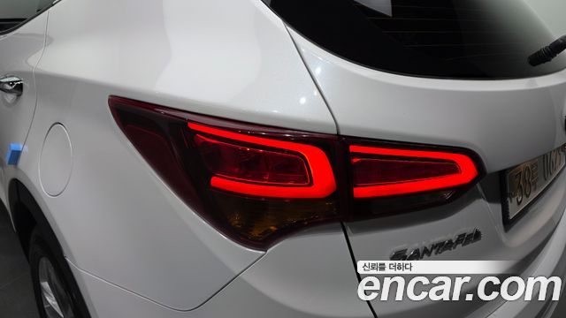 Hyundai Santafe 2016 — photo 9