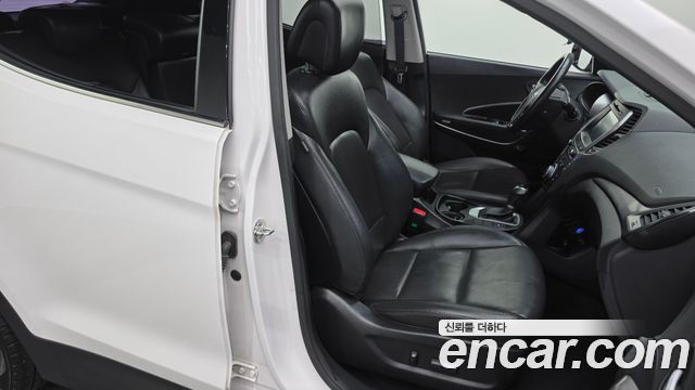 Hyundai Santafe 2016 — photo 16