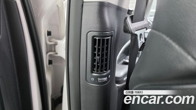 Hyundai Santafe 2016 — photo 28