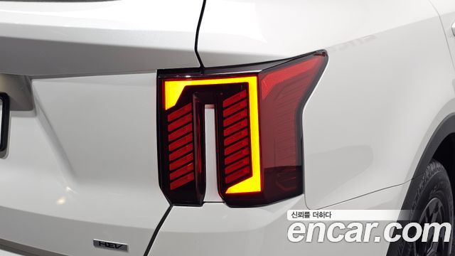 Kia Sorento 2024 — photo 9