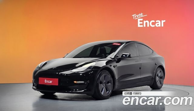 Tesla Model 3 2022 — photo 1