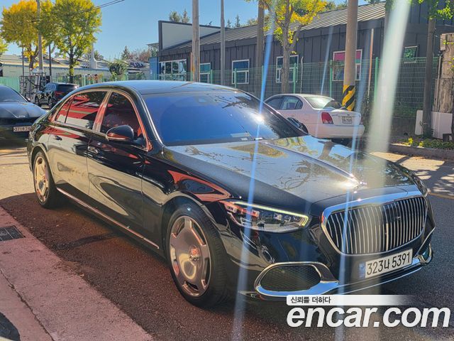 Mercedes-Benz S-Class 2023 — photo 3