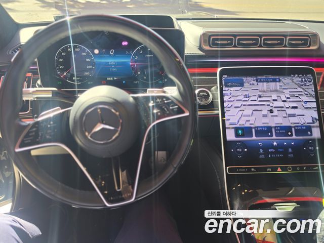 Mercedes-Benz S-Class 2023 — photo 13