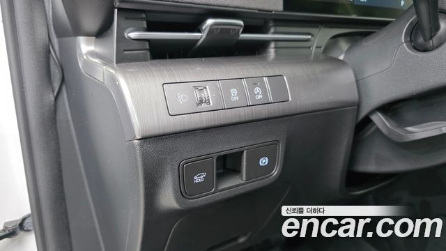 Hyundai Kona 2023 — photo 18