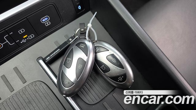 Hyundai Santafe 2024 — photo 19