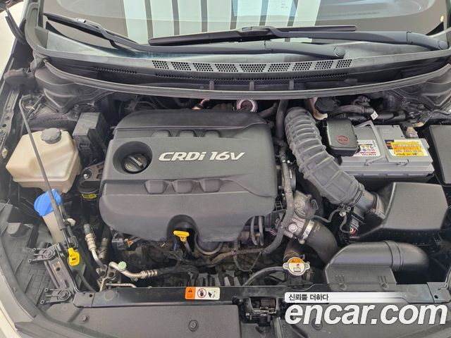 Kia K3 2015 — photo 18
