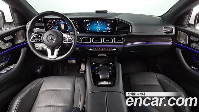 Mercedes-Benz GLE-Class 2023 — photo 10