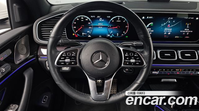 Mercedes-Benz GLE-Class 2023 — photo 19