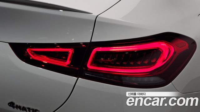 Mercedes-Benz GLE-Class 2023 — photo 9