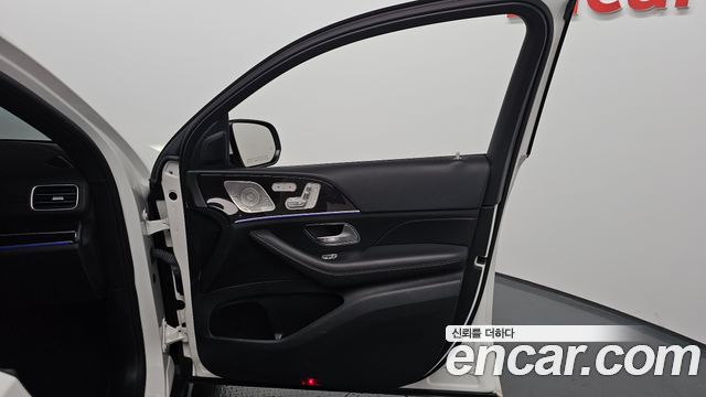 Mercedes-Benz GLE-Class 2023 — photo 14