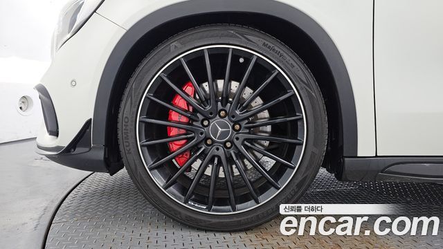 Mercedes-Benz GLA-Class 2018 — photo 5