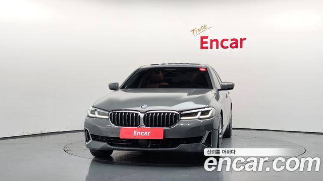BMW 5-Series 2021 — photo 3