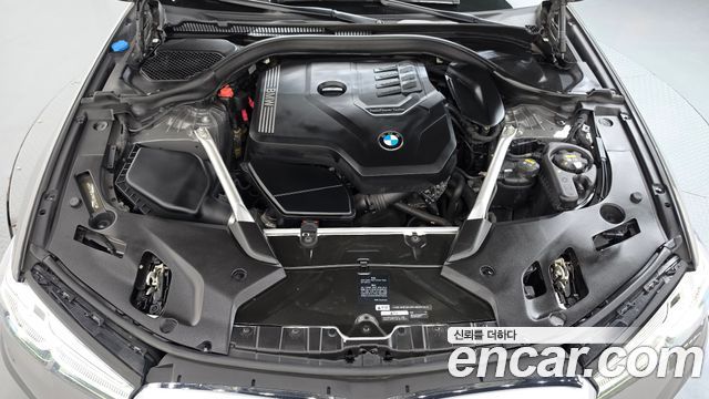 BMW 5-Series 2021 — photo 6