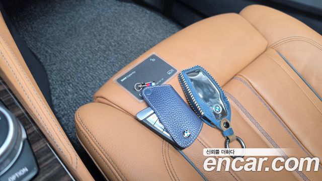 BMW 5-Series 2021 — photo 21