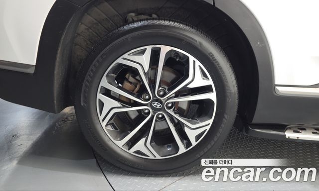 Hyundai Santafe 2019 — photo 5