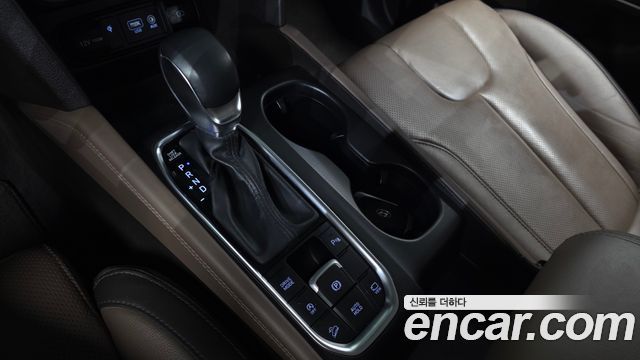 Hyundai Santafe 2019 — photo 12