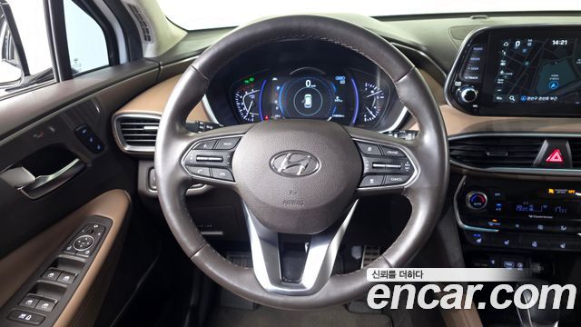 Hyundai Santafe 2019 — photo 19