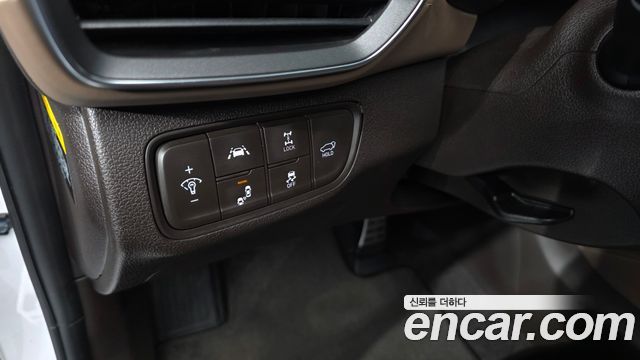 Hyundai Santafe 2019 — photo 25