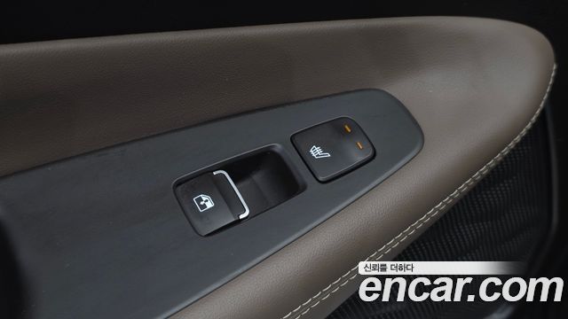 Hyundai Santafe 2019 — photo 29
