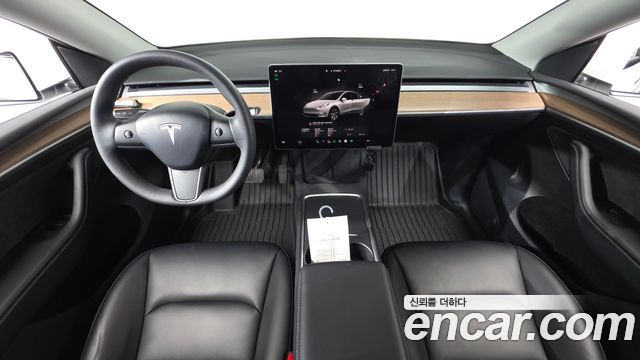 Tesla Model Y 2024 — photo 10