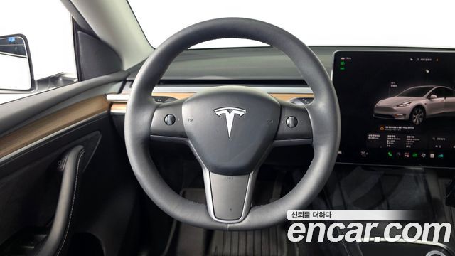 Tesla Model Y 2024 — photo 19