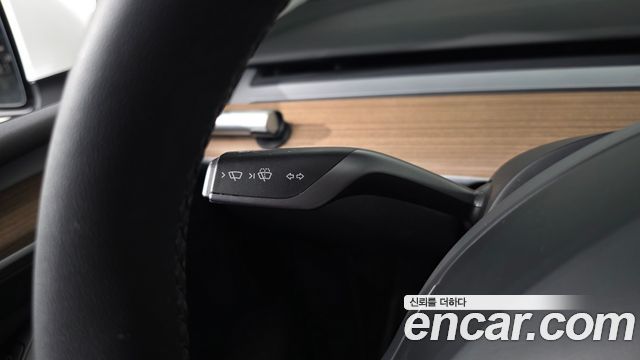 Tesla Model Y 2024 — photo 26