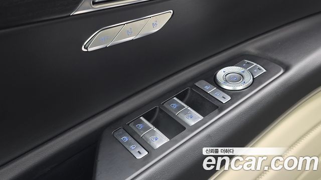 Genesis GV80 2022 — photo 30