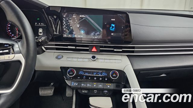Hyundai AVANTE 2021 — photo 19