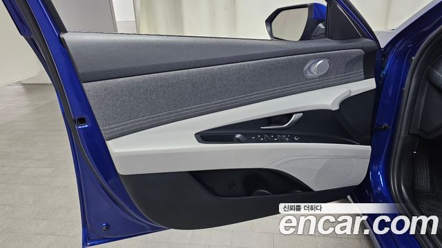 Hyundai AVANTE 2021 — photo 14