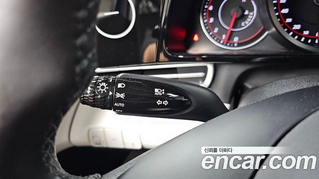 Hyundai AVANTE 2021 — photo 27